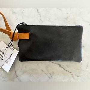 Able Rachel Wristlet: black/cognac